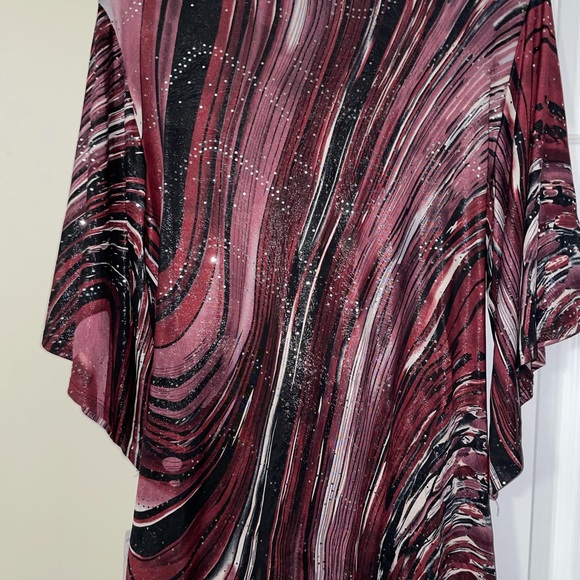 Dress Barn 1XW glittery “v” neck top - Picture 5 of 5